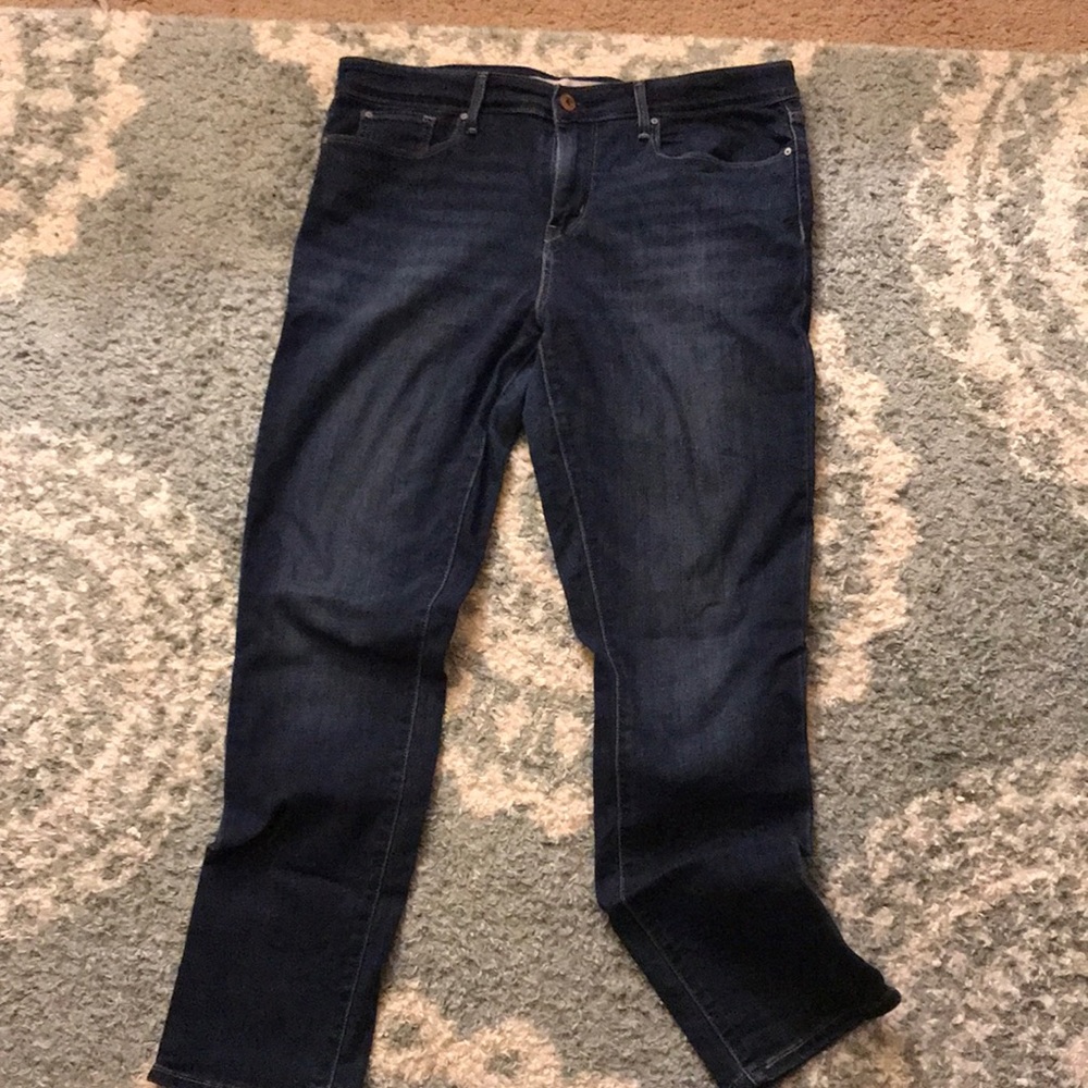 Stretchy jeans so want to be comfy and cute at the same time these are for you.